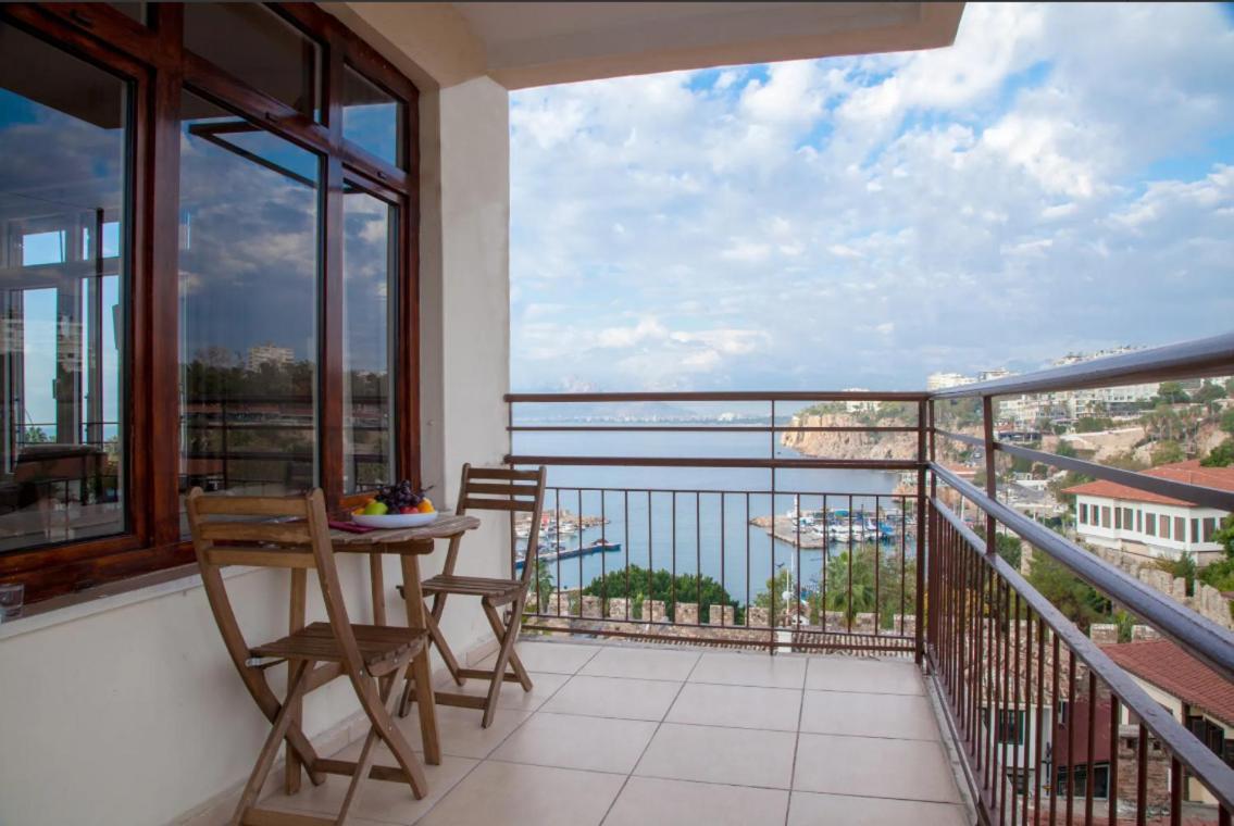 Mavi Avlu - Old Town Apartments Antalya Exterior photo